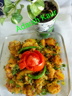 फूलगोभी आलू की सब्ज़ी (phool gobi aloo ki sabzi recipe in Hindi) रेसिपी मुख्य फोटो