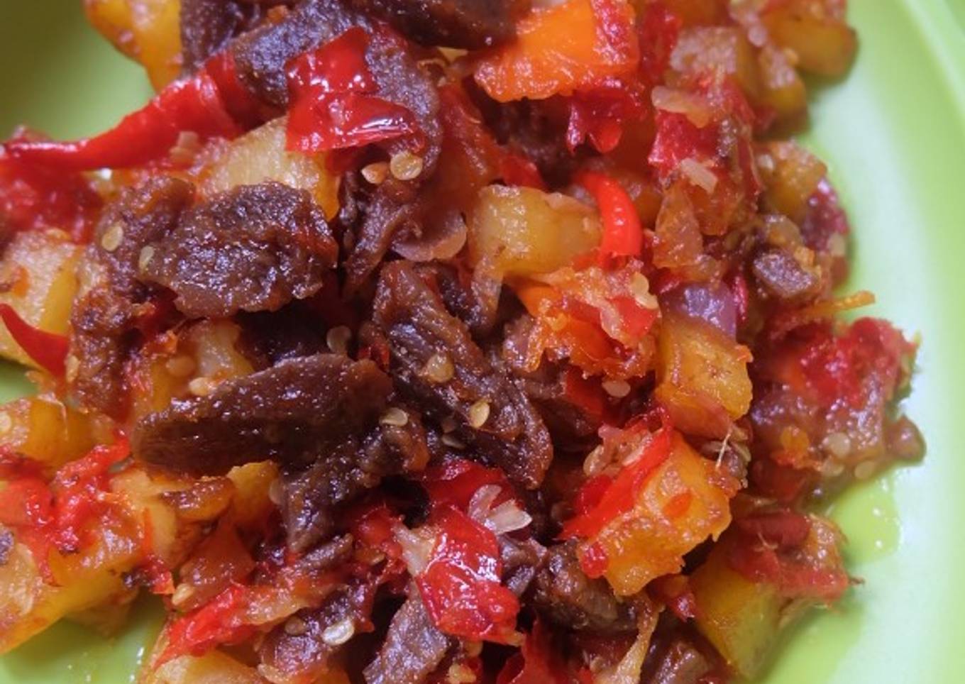 Dendeng kentang balado