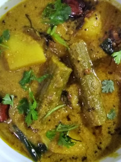 பொரிச்ச கூட்டு செய்முறை முக்கிய புகைப்படம்
