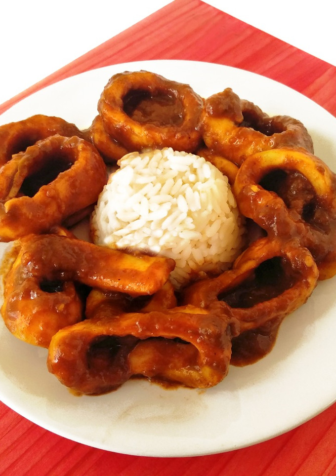 Una foto de 🦑Calamares en salsa americana🦑