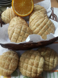 Una foto de Galletitas de naranja(sin manteca) 🍊🍪