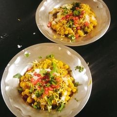 A picture of White Matar Curry 😋 Matar chaat masala.