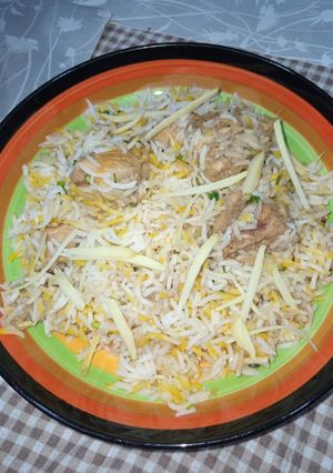 A picture of Coconut Ginger Chicken Biryani.