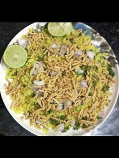 ઇન્દોરી પવા રેસીપી મુખ્ય ફોટો