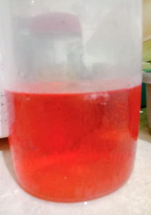 A picture of Rooh afza.
