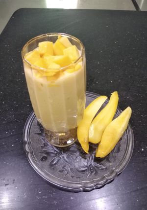 A picture of Creamy Mango shake.