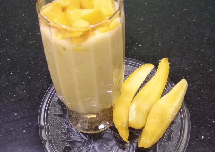 Recipe of Perfect Creamy Mango shake