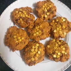 A picture of Masala Vada.