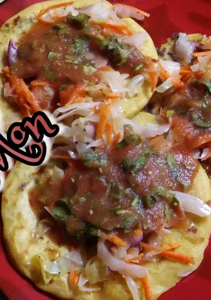 Una foto de ⭐PUPUSAS⭐ (a mí manera😁)