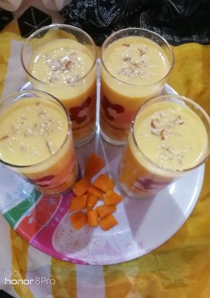 मैंगो शेक (Mango shake recipe in Hindi) रेसिपी मुख्य फोटो