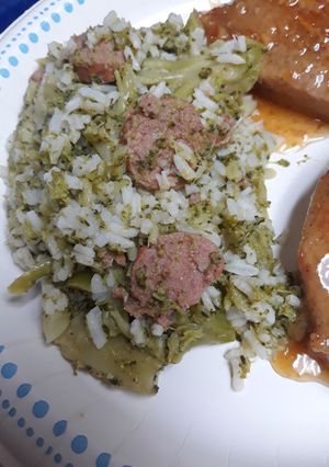 A picture of Broccoli and Rice.