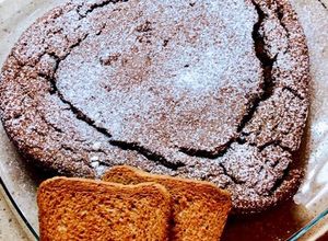 Foto di Torta tenera alle fette biscottate😋🍫🥧(senza aggiunta di farina❌🌾)