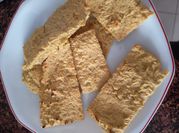 Una foto de pan de harina de garbanzo