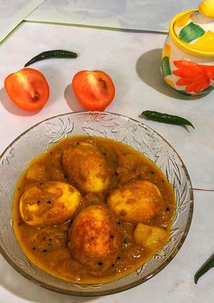 A picture of Bengali Spicy Egg Masala.