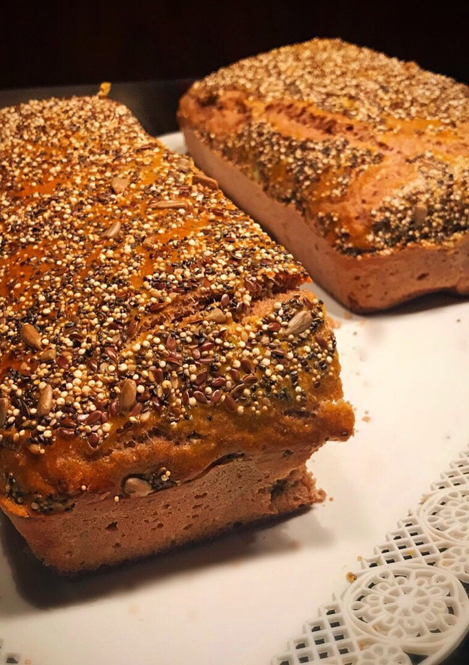 Una foto de Pan integral 100% casero y súper esponjoso sin amasado! Muy rápido, express (original) VEGANO🌾