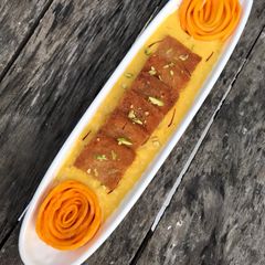 A picture of Shahi Tukda with Mango Rabri.