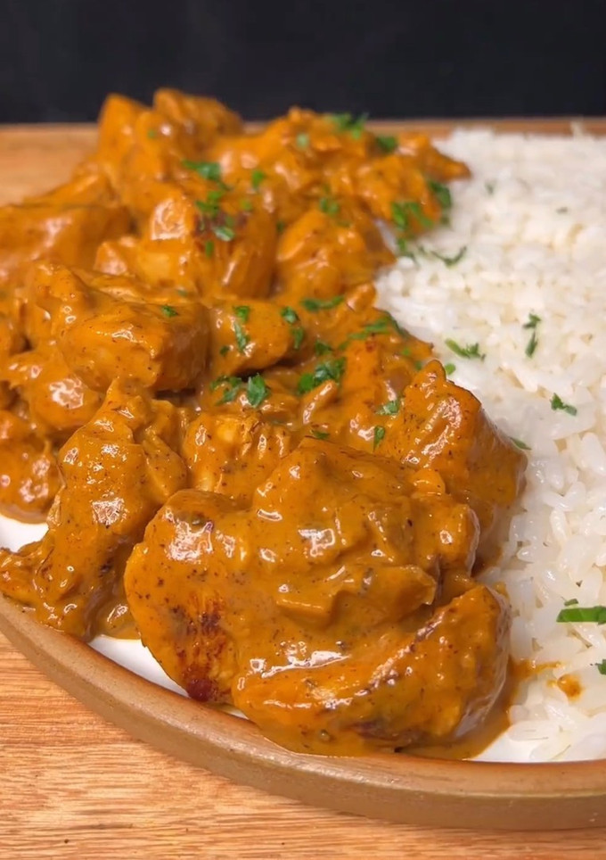 Una foto de Arroz con pollo sabroso