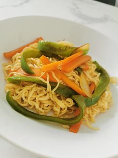 Φωτογραφία της συνταγής Noodles με λαχανικά 🍜