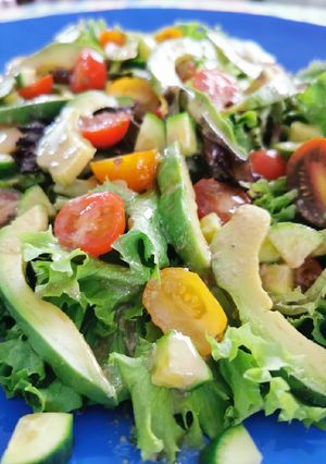 Una foto de Ensalada de lechuga para camarones