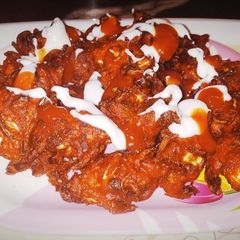 A picture of Chinese pakoda.
