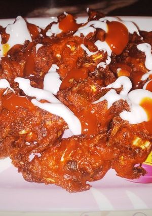 A picture of Chinese pakoda.