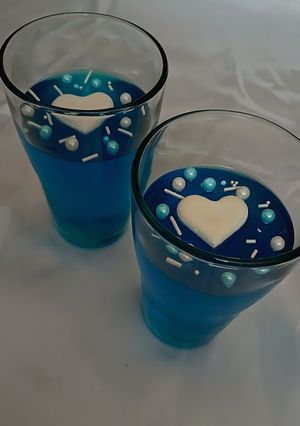 Una foto de Gelatina Celeste y Blanca