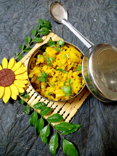 હેલ્ધી પૌવા (Healthy Pauva Recipe In Gujarati) રેસીપી મુખ્ય ફોટો
