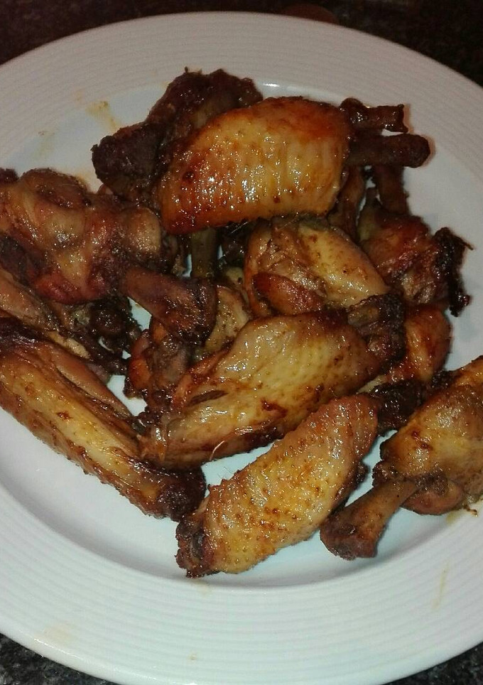 Una foto de Alitas adobadas as estilo andaluz en olla GM
