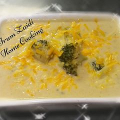 🍝Keto Cheese Broccoli Soup🍝 A picture of 🍝Keto Cheese Broccoli Soup🍝.