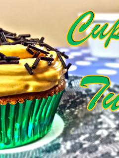 Una foto de Cupcakes de turrón | Cupcakes navideños 🎅 | Como hacer Cupcakes