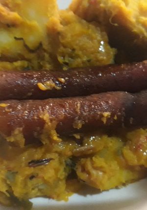 A picture of Porriage yam with pomo.