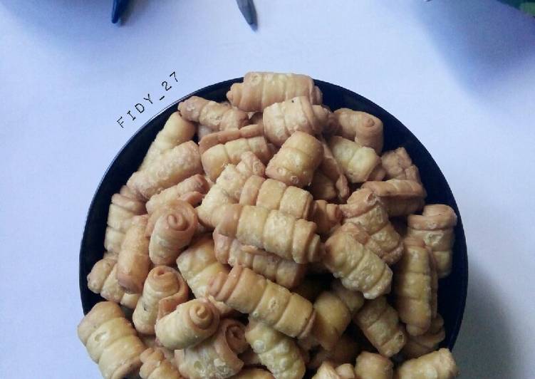 Langkah Mudah untuk  Kue Siput/Keong Oregano (eggless) Jadi, Bisa Manjain Lidah