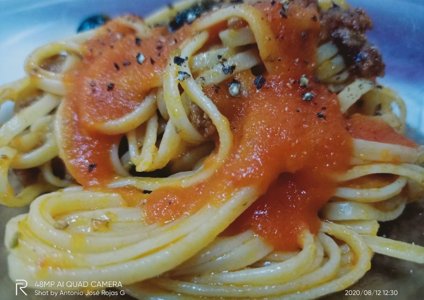 Tallarines con salsa ranchera