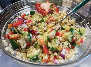 Mediterrán bulgursaláta recept fotója