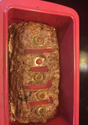 Una foto de Pan de Carne de Pavo relleno de Pimientos Asados