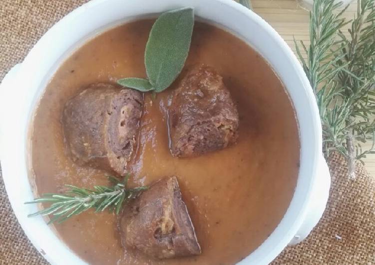 Involtini alla crema di cipolle fresche