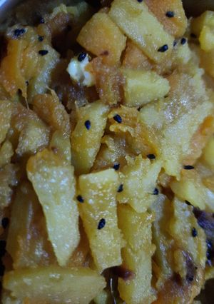 আলু কুমড়োর চচ্চড়ি(Aloo kumror chorchori recipe in Bengali) রেসিপির প্রধান ছবি