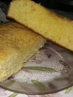 Una foto de Torta de naranja rápida