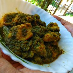 A picture of Dhaniya Chicken.