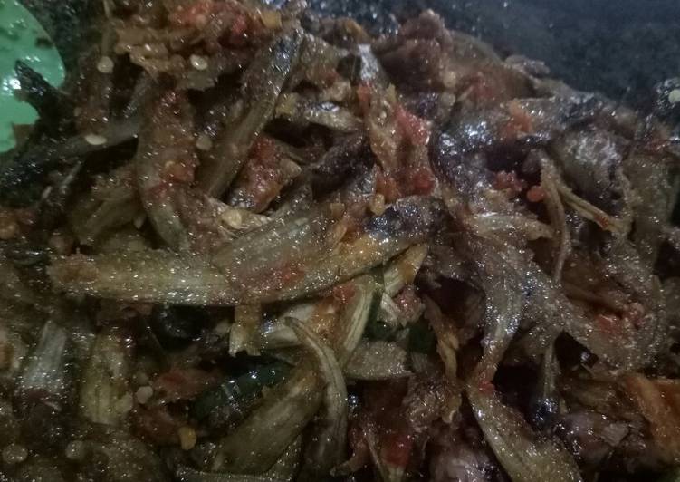 Balado ikan lais kering #herlinwidodo