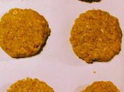 Una foto de galletas de avena sin horno