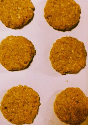 Una foto de Galletas de avena, plátano y coco, sin horno
