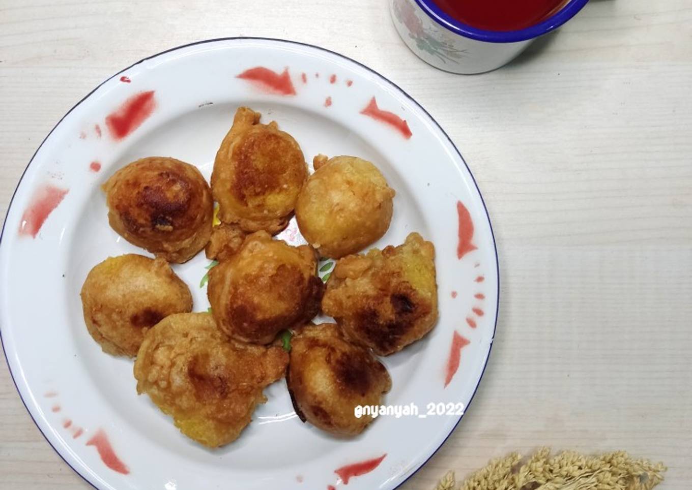 Tape singkong goreng
