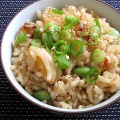 A picture of Sesame Flavoured Prawn Takikomigohan.