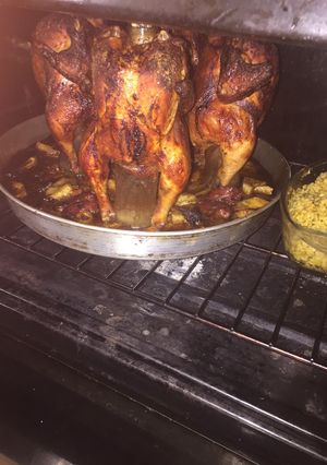 صورة لوصفة دجاج بالفرن على قنينة البيبسي الفارغه