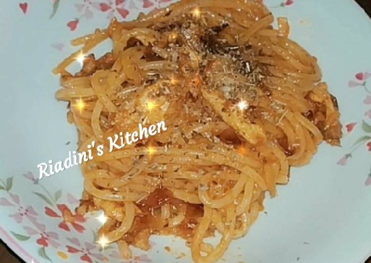 Spaghetti Ayam Bolognese