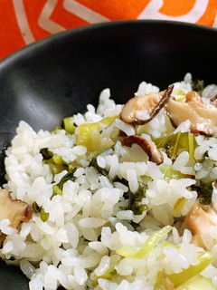 自製雪裡紅香菇炒飯 的食譜成品照片