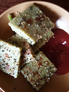 સ્પ્રાઉટસ ઢોકળા(Sprouts Dhokla Recipe In Gujarati) રેસીપી મુખ્ય ફોટો