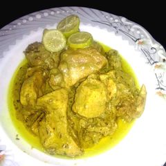 A picture of Green Chiken Karahi.