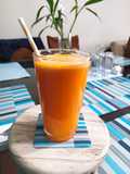 Zumo de Naranja, Manzana, zanahoria y Jengibre